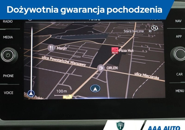 Volkswagen Passat cena 86000 przebieg: 56581, rok produkcji 2020 z Tuszyn małe 232